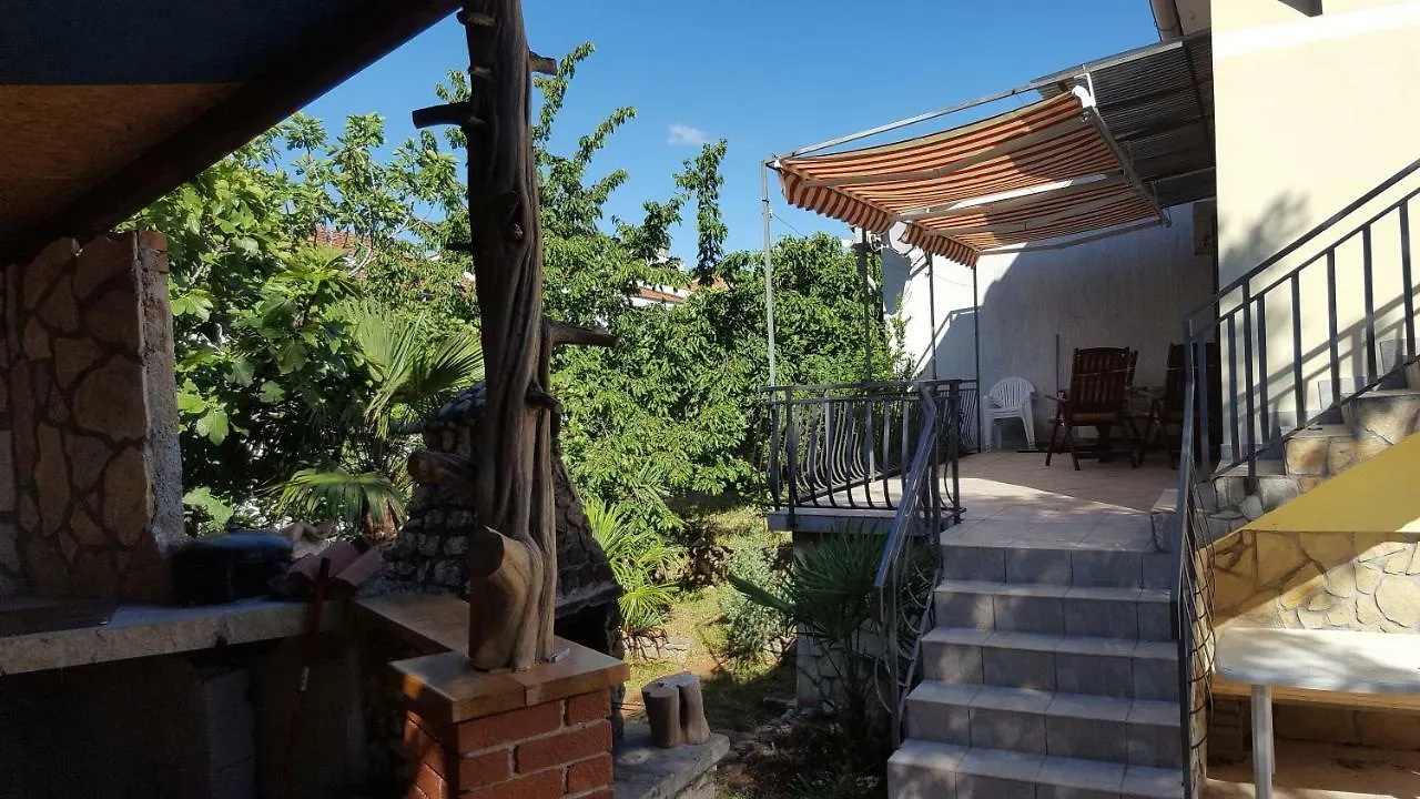 Apartment Beno Pinezići