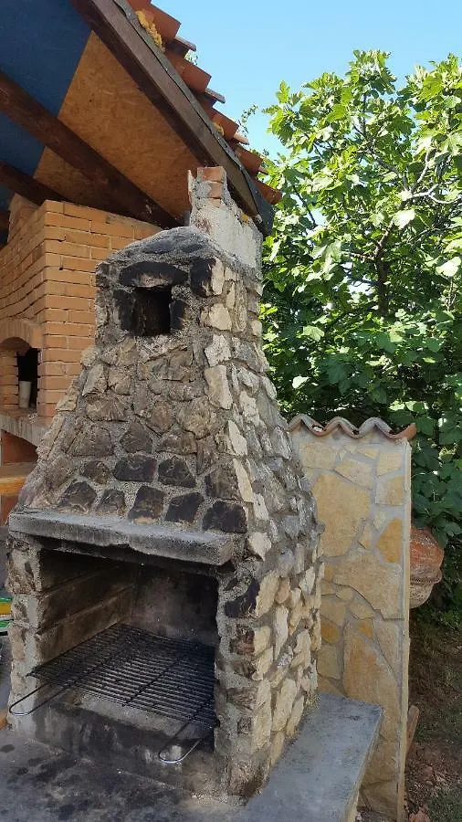 Apartment Beno Pinezići 0*,